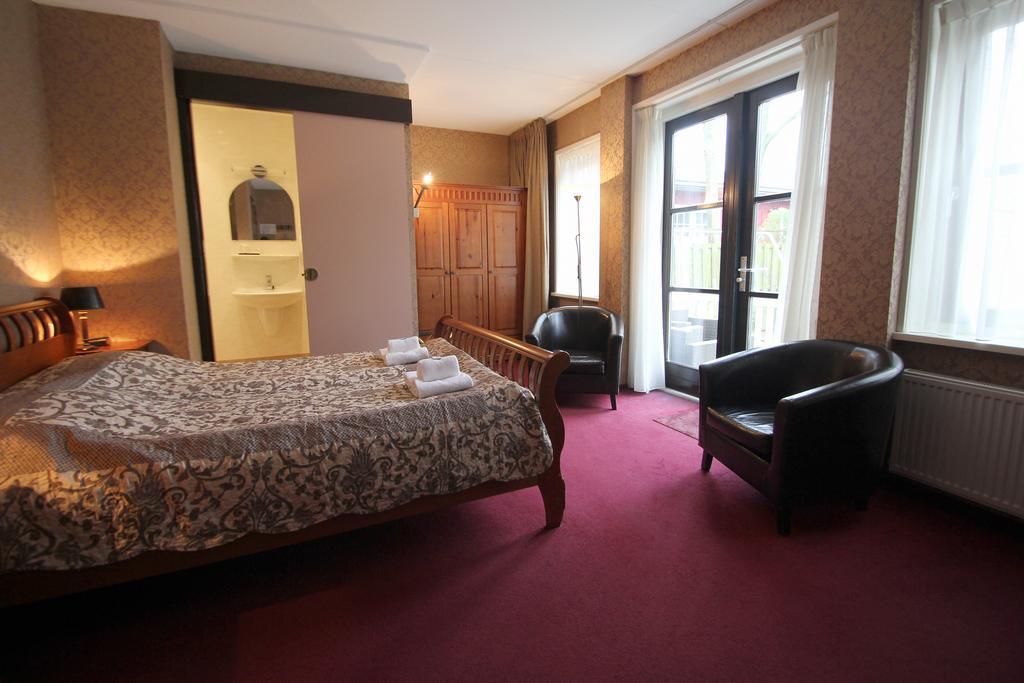 Amsterdam Village Hotel Exterior photo