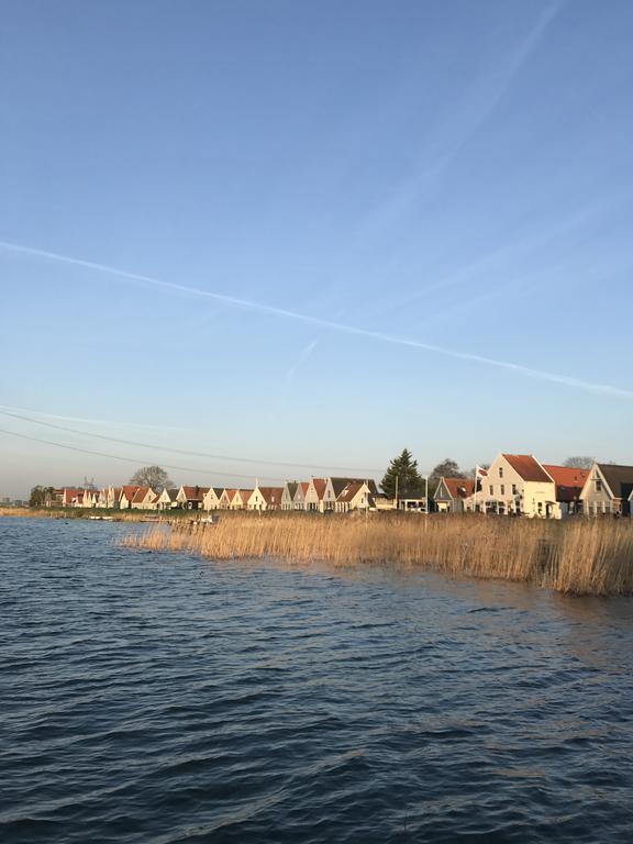 Amsterdam Village Hotel Exterior photo